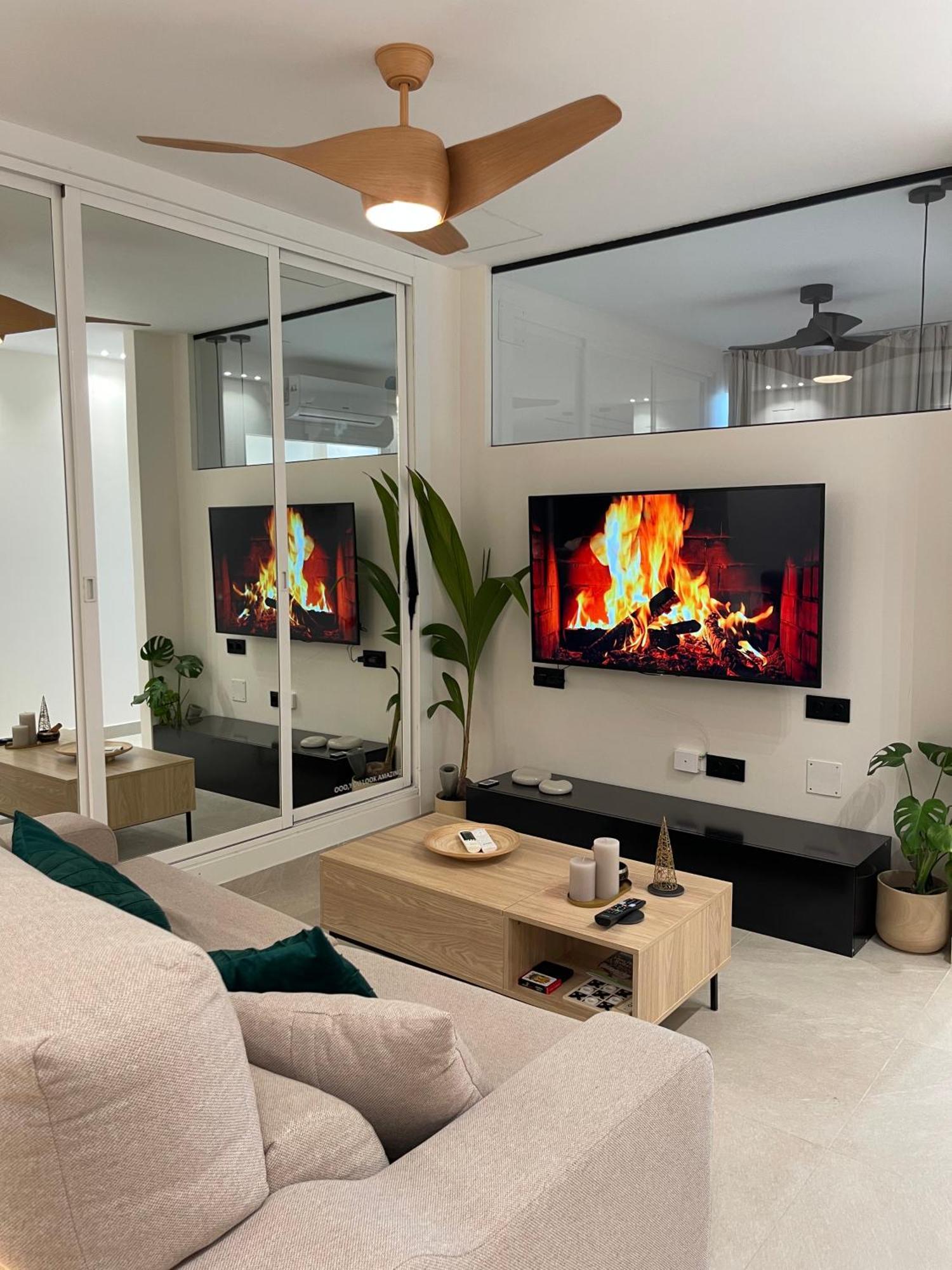 Zelun Suite Torremolinos Center Экстерьер фото